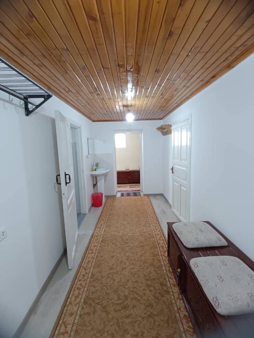 Guest House Aziza Bokonbayevo Buitenkant foto